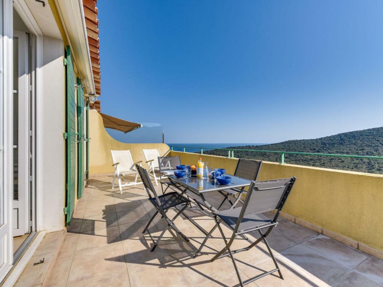 Holiday Home Le Belvedere By Interhome Cavalaire-sur-Mer Exteriör bild